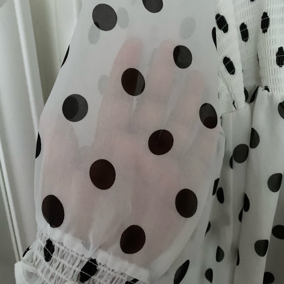Polka dot blouse - Picture 3 of 5